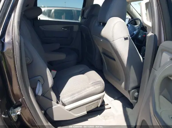 1GNKRGKD7HJ129888 2017 CHEVROLET TRAVERSE - Image 8
