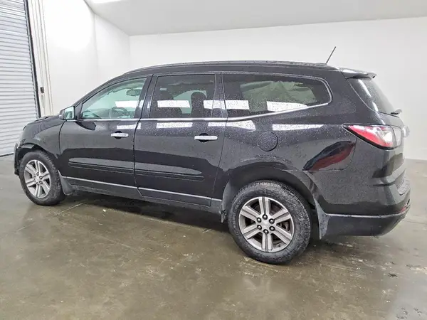 1GNKRGKD7HJ132306 2017 CHEVROLET TRAVERSE - Image 2