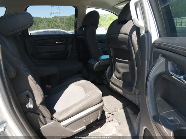 1GNKRGKD7HJ169999 2017 CHEVROLET TRAVERSE - Image 8