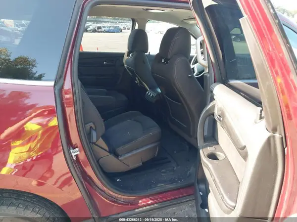 1GNKRGKD7HJ170490 2017 CHEVROLET TRAVERSE - Image 8