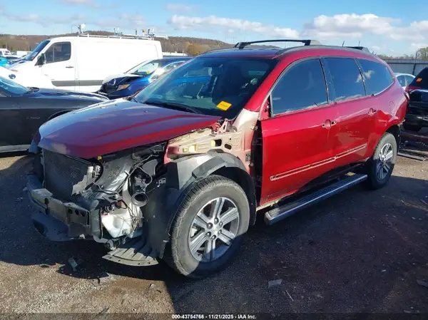 1GNKRGKD7HJ181862 2017 CHEVROLET TRAVERSE - Image 2