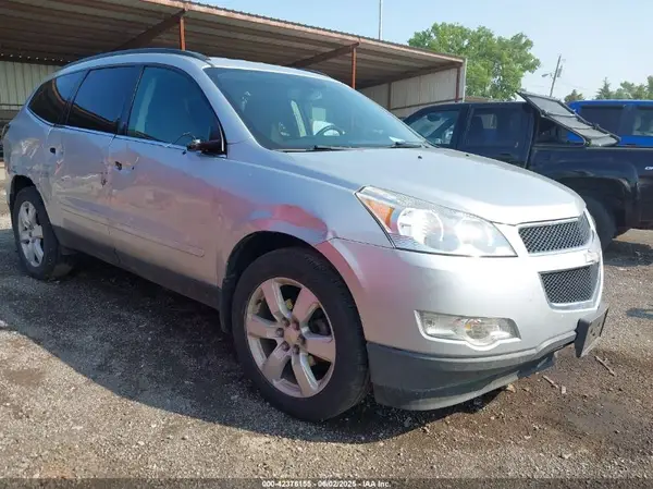 1GNKRGKD7HJ182817 2017 CHEVROLET TRAVERSE - Image 1