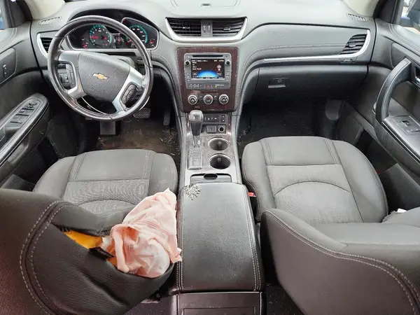 1GNKRGKD7HJ184423 2017 CHEVROLET TRAVERSE - Image 8