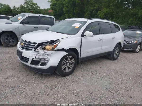 1GNKRGKD7HJ201043 2017 CHEVROLET TRAVERSE - Image 2