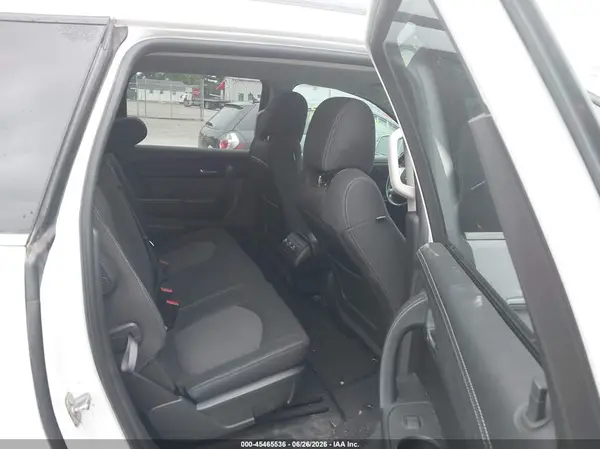 1GNKRGKD7HJ201043 2017 CHEVROLET TRAVERSE - Image 8