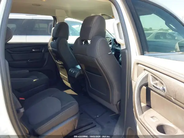 1GNKRGKD7HJ208834 2017 CHEVROLET TRAVERSE - Image 8