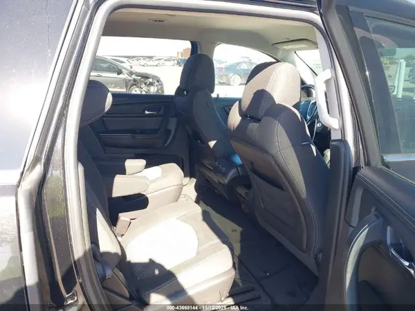 1GNKRGKD7HJ219834 2017 CHEVROLET TRAVERSE - Image 8