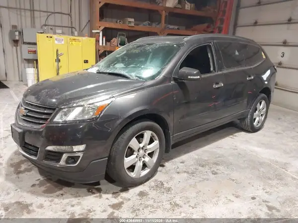 1GNKRGKD7HJ222989 2017 CHEVROLET TRAVERSE - Image 2