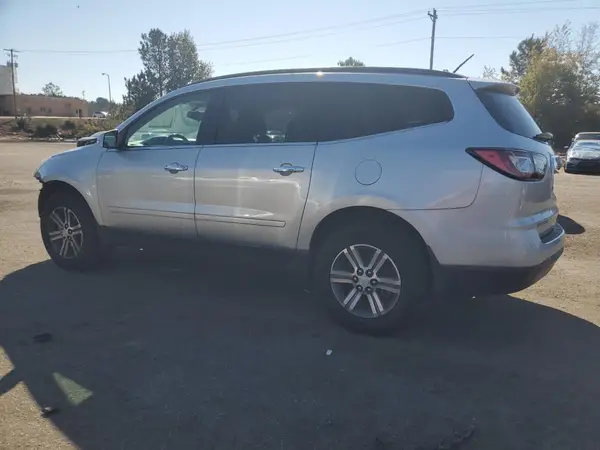 1GNKRGKD7HJ261386 2017 CHEVROLET TRAVERSE - Image 2