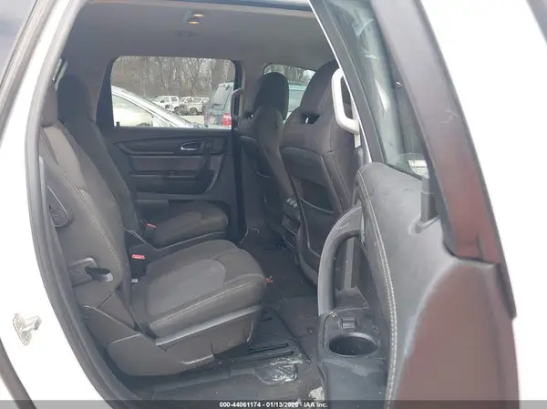 1GNKRGKD7HJ266653 2017 CHEVROLET TRAVERSE - Image 8