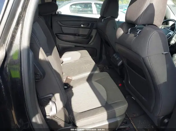 1GNKRGKD7HJ283274 2017 CHEVROLET TRAVERSE - Image 8