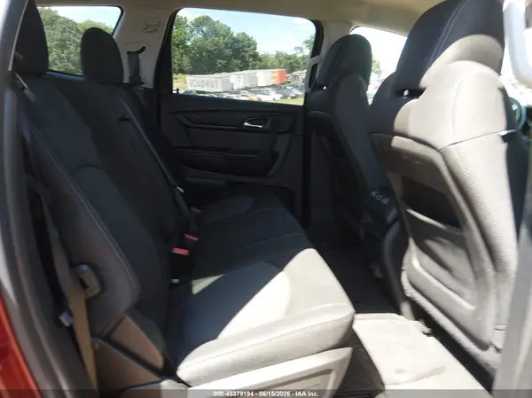 1GNKRGKD7HJ300252 2017 CHEVROLET TRAVERSE - Image 8