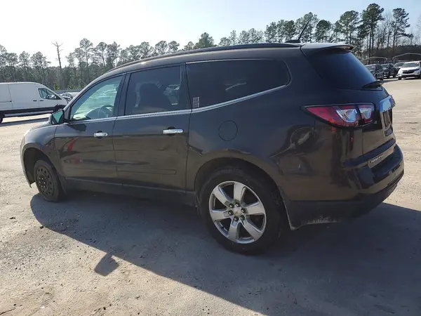1GNKRGKD7HJ316967 2017 CHEVROLET TRAVERSE - Image 2