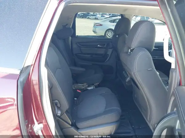 1GNKRGKD7HJ317598 2017 CHEVROLET TRAVERSE - Image 8