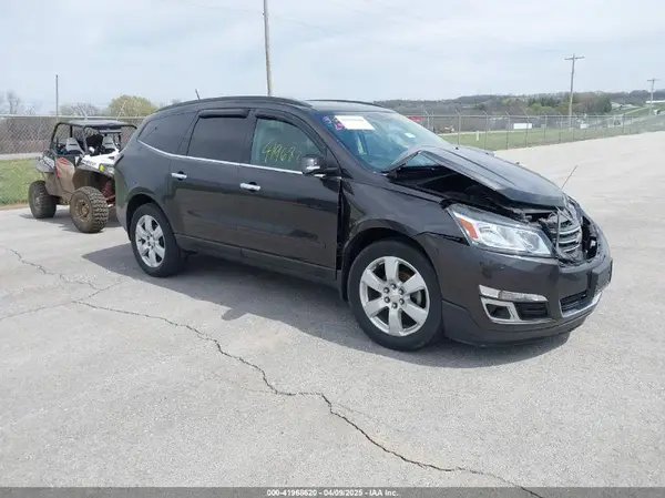 1GNKRGKD7HJ330108 2017 CHEVROLET TRAVERSE - Image 1