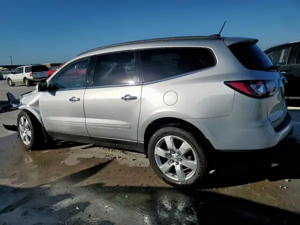 1GNKRGKD7HJ341657 2017 CHEVROLET TRAVERSE - Image 2