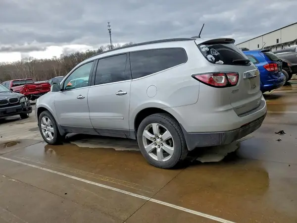 1GNKRGKD7HJ343232 2017 CHEVROLET TRAVERSE - Image 2