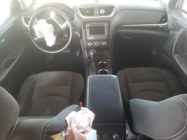 1GNKRGKD7HJ354568 2017 CHEVROLET TRAVERSE - Image 8