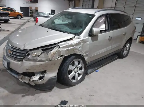 1GNKRGKD8GJ256471 2016 CHEVROLET TRAVERSE - Image 2