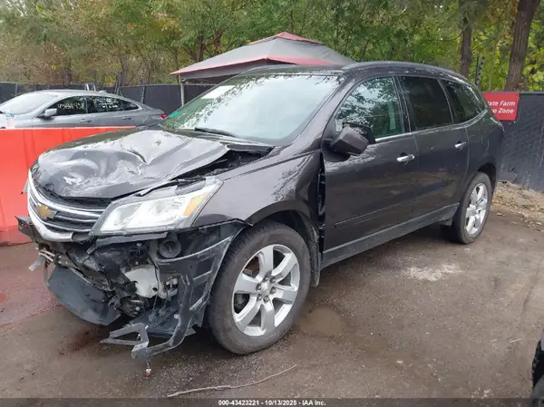 1GNKRGKD8GJ289275 2016 CHEVROLET TRAVERSE - Image 2