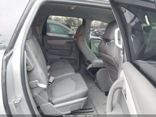 1GNKRGKD8GJ344727 2016 CHEVROLET TRAVERSE - Image 8