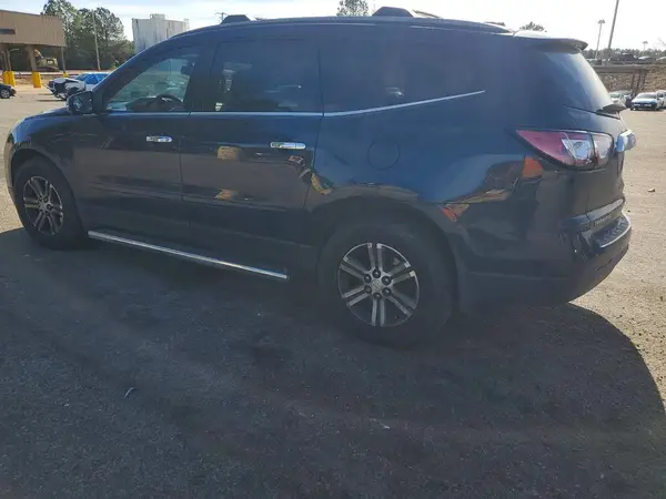 1GNKRGKD8HJ117524 2017 CHEVROLET TRAVERSE - Image 2