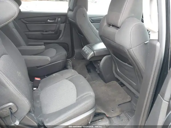 1GNKRGKD8HJ119550 2017 CHEVROLET TRAVERSE - Image 8