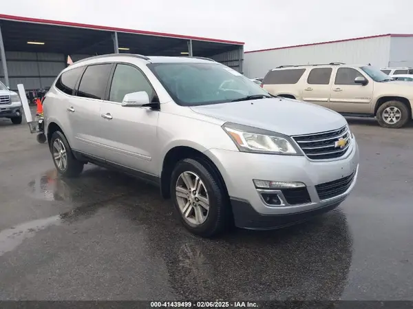 1GNKRGKD8HJ120164 2017 CHEVROLET TRAVERSE - Image 1