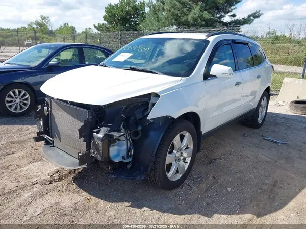 1GNKRGKD8HJ127969 2017 CHEVROLET TRAVERSE - Image 2