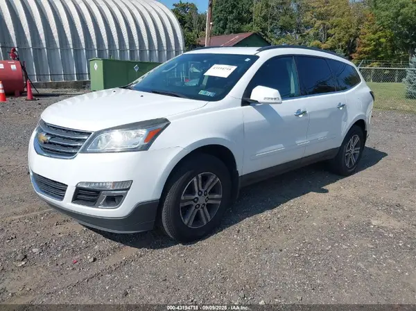 1GNKRGKD8HJ134145 2017 CHEVROLET TRAVERSE - Image 2
