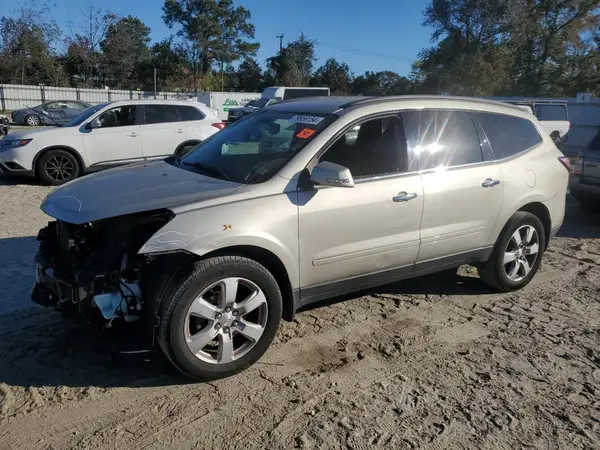 1GNKRGKD8HJ157585 2017 CHEVROLET TRAVERSE - Image 1