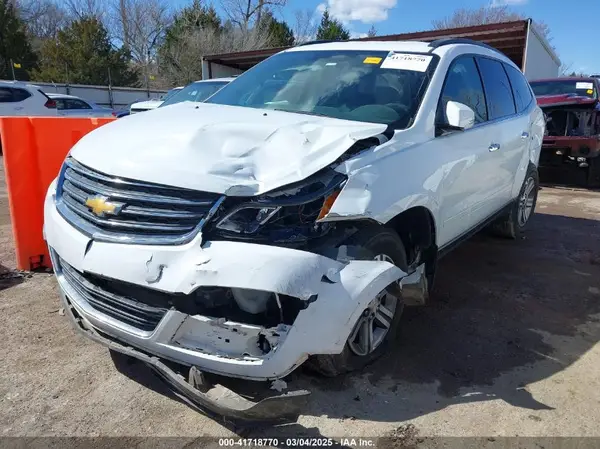 1GNKRGKD8HJ174841 2017 CHEVROLET TRAVERSE - Image 2