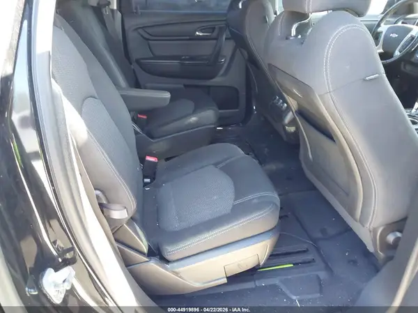 1GNKRGKD8HJ183068 2017 CHEVROLET TRAVERSE - Image 8