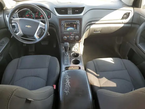 1GNKRGKD8HJ184057 2017 CHEVROLET TRAVERSE - Image 8