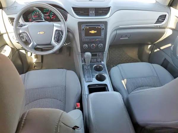1GNKRGKD8HJ191168 2017 CHEVROLET TRAVERSE - Image 8
