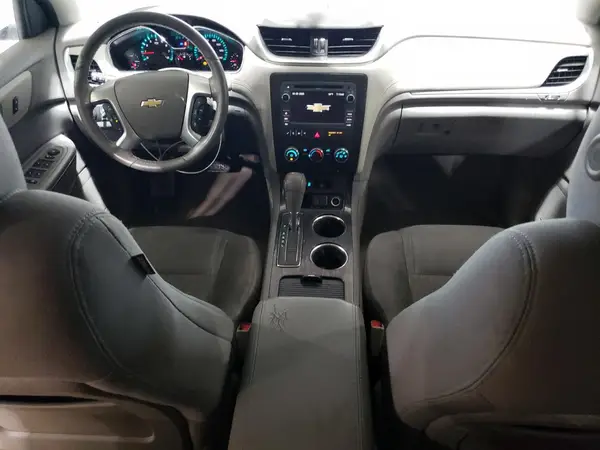 1GNKRGKD8HJ201262 2017 CHEVROLET TRAVERSE - Image 8