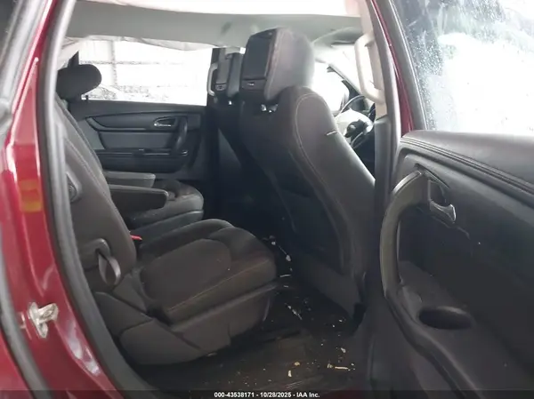1GNKRGKD8HJ232561 2017 CHEVROLET TRAVERSE - Image 8