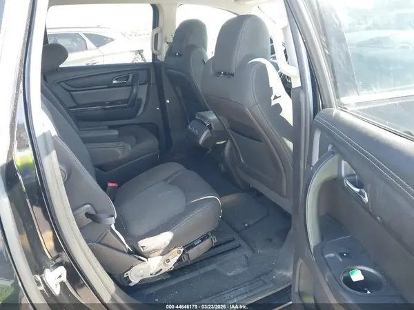 1GNKRGKD8HJ243155 2017 CHEVROLET TRAVERSE - Image 8