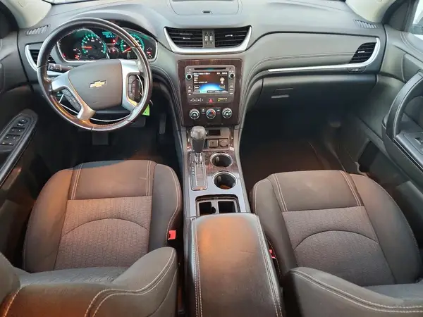 1GNKRGKD8HJ248209 2017 CHEVROLET TRAVERSE - Image 8