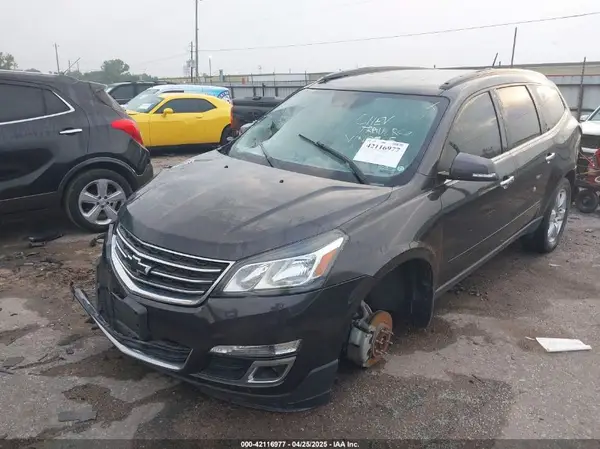 1GNKRGKD8HJ272705 2017 CHEVROLET TRAVERSE - Image 2