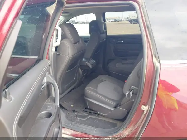 1GNKRGKD8HJ276740 2017 CHEVROLET TRAVERSE - Image 8