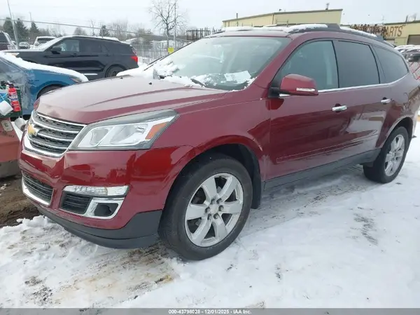 1GNKRGKD8HJ314922 2017 CHEVROLET TRAVERSE - Image 2