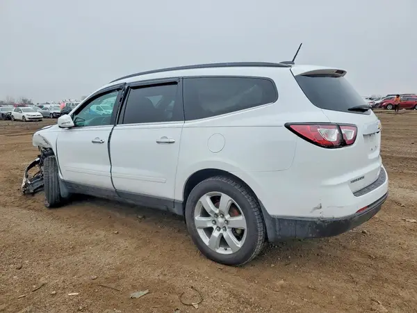 1GNKRGKD8HJ322244 2017 CHEVROLET TRAVERSE - Image 2