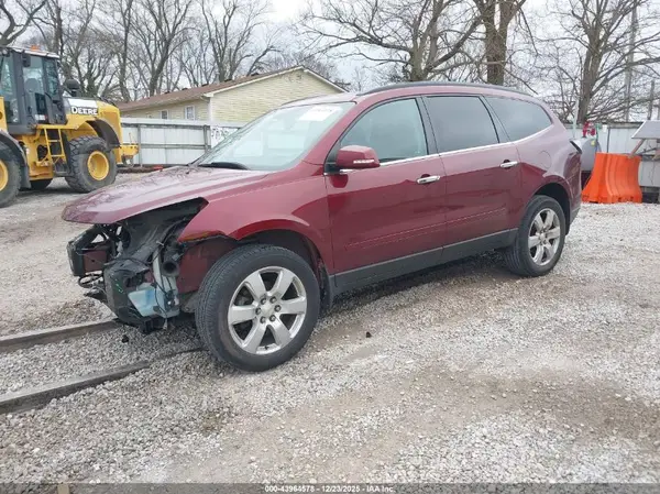 1GNKRGKD8HJ329128 2017 CHEVROLET TRAVERSE - Image 2