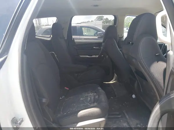 1GNKRGKD8HJ346236 2017 CHEVROLET TRAVERSE - Image 8