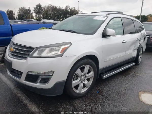 1GNKRGKD9GJ248377 2016 CHEVROLET TRAVERSE - Image 2
