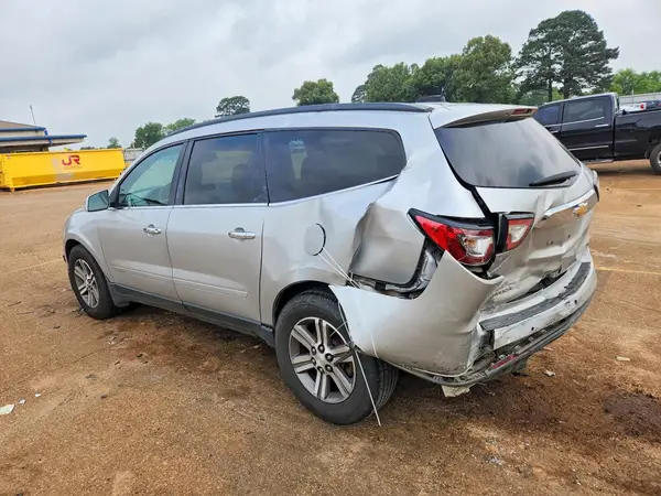 1GNKRGKD9HJ106807 2017 CHEVROLET TRAVERSE - Image 2