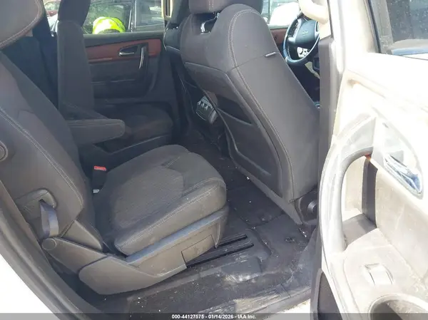 1GNKRGKD9HJ125356 2017 CHEVROLET TRAVERSE - Image 8