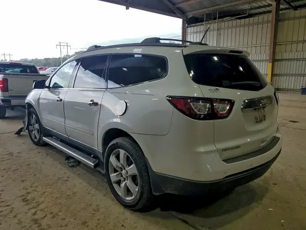 1GNKRGKD9HJ132212 2017 CHEVROLET TRAVERSE - Image 2