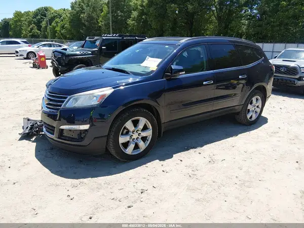 1GNKRGKD9HJ133070 2017 CHEVROLET TRAVERSE - Image 2